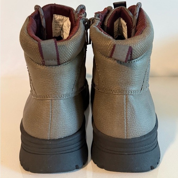 Easy Dry by Easy Street Stormy Waterproof Lace-Up Boots Gray Women’s 6.5M EUC - Picture 6 of 10